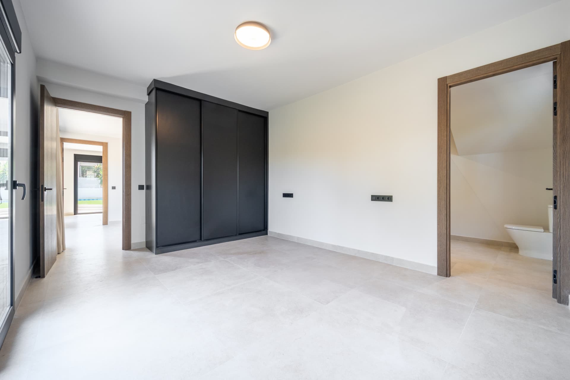 Fully Renovated Luxury Villa ideally located within a short walk to La Cala centre , Beach & Golf