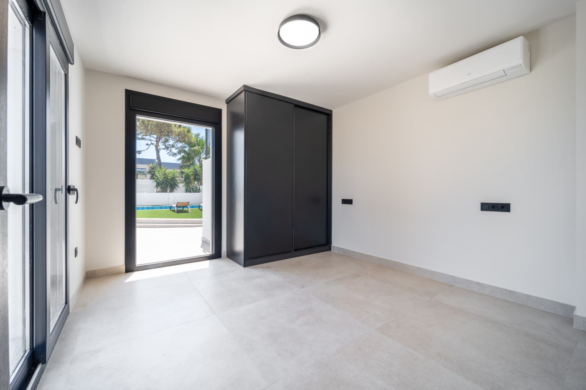 Fully Renovated Luxury Villa ideally located within a short walk to La Cala centre , Beach & Golf