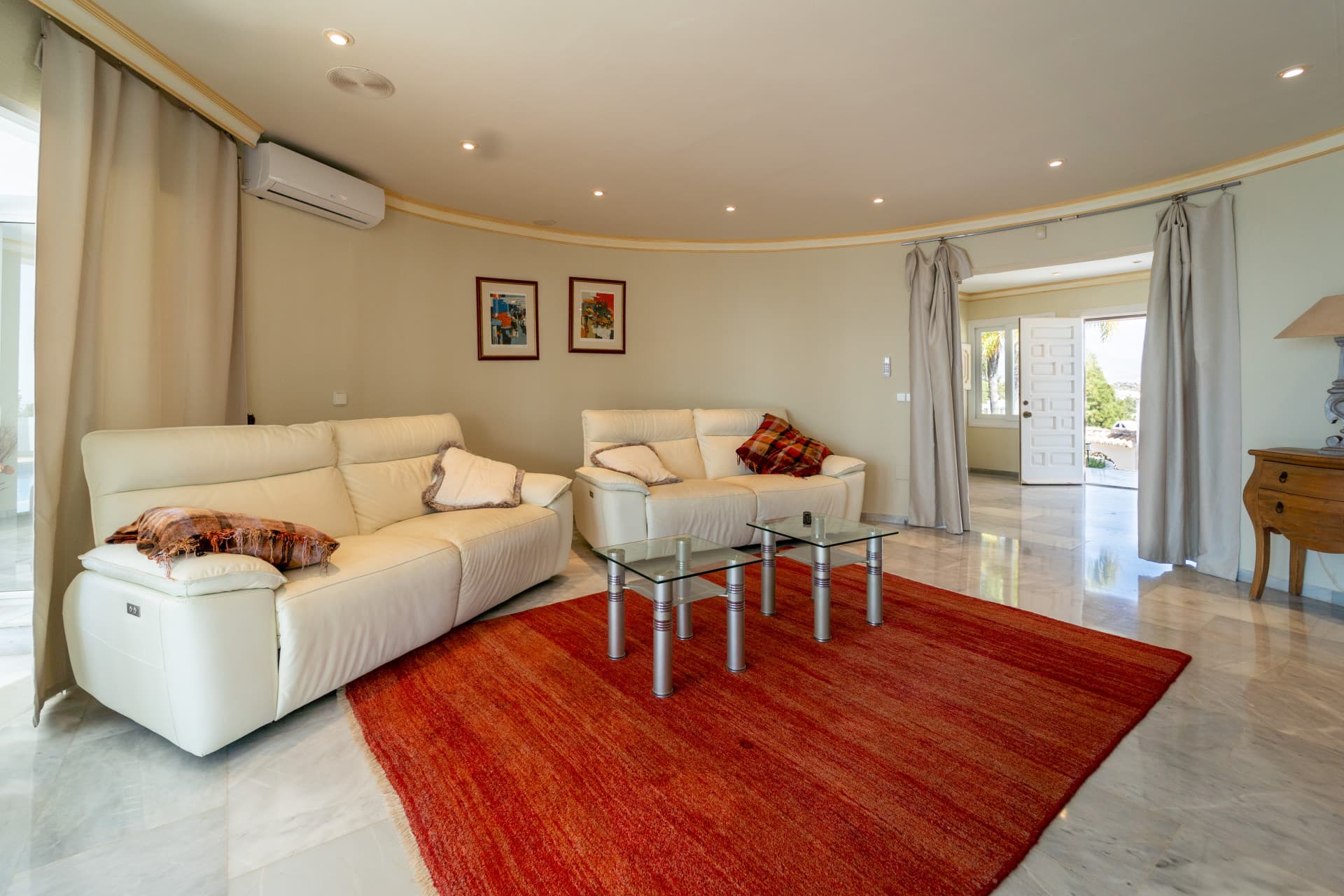 Beautiful South-Facing Five-Bedroom Villa in El Chaparral, Mijas Costa