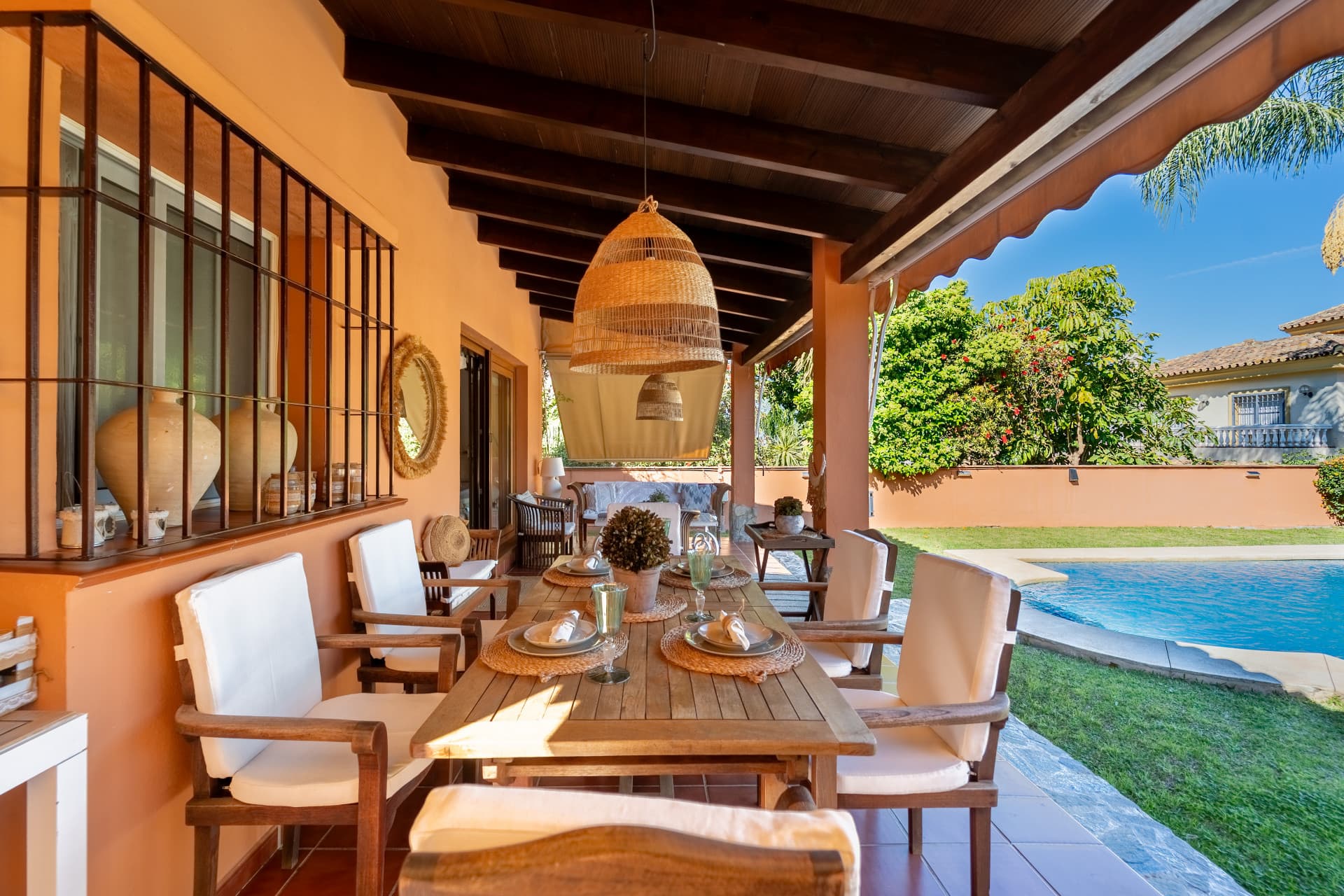 ✨ Mediterranean Villa with Private Pool in La Sierrezuela – Mijas Costa Discover this stunning villa where traditional A