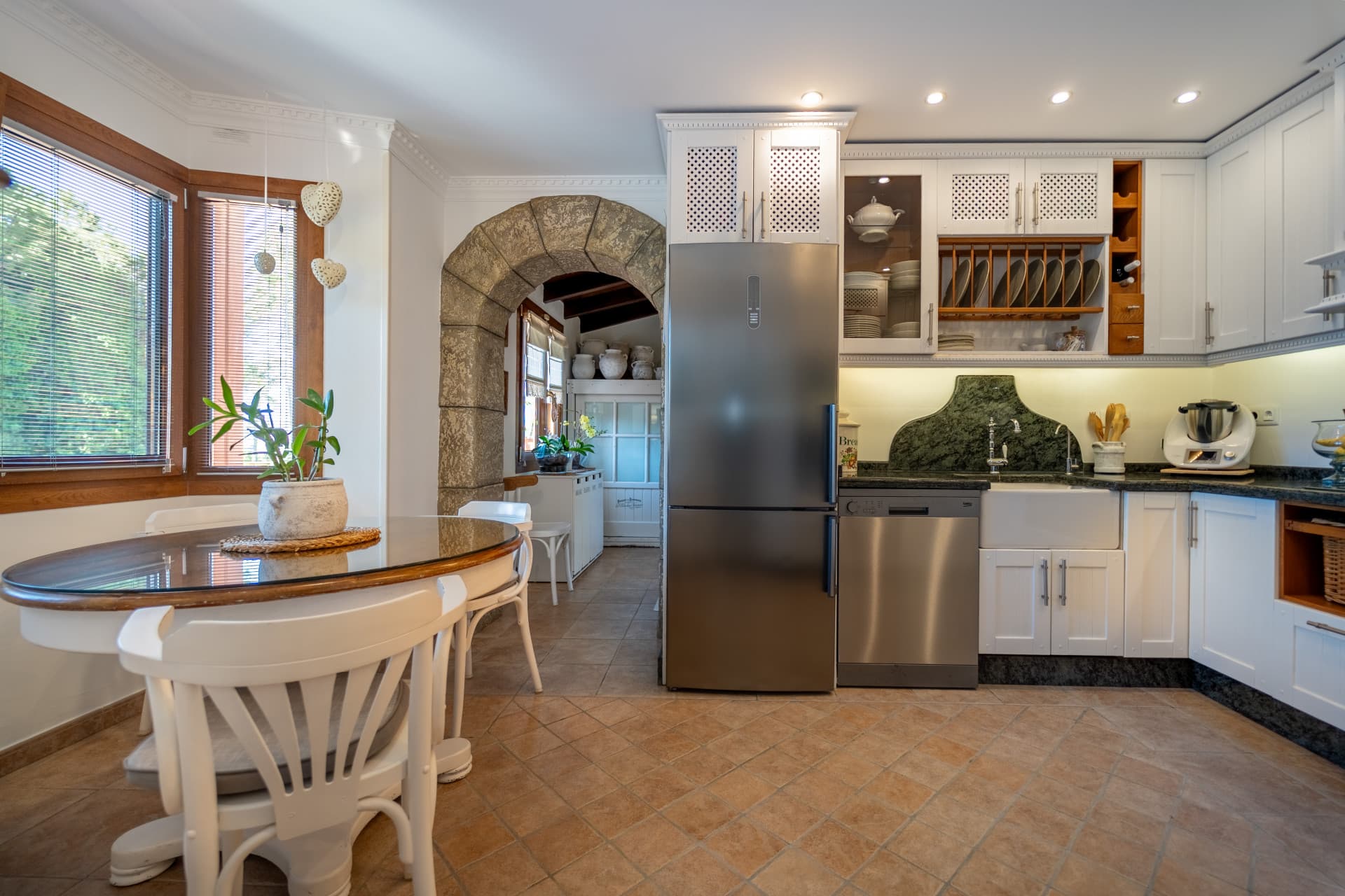 ✨ Mediterranean Villa with Private Pool in La Sierrezuela – Mijas Costa Discover this stunning villa where traditional A