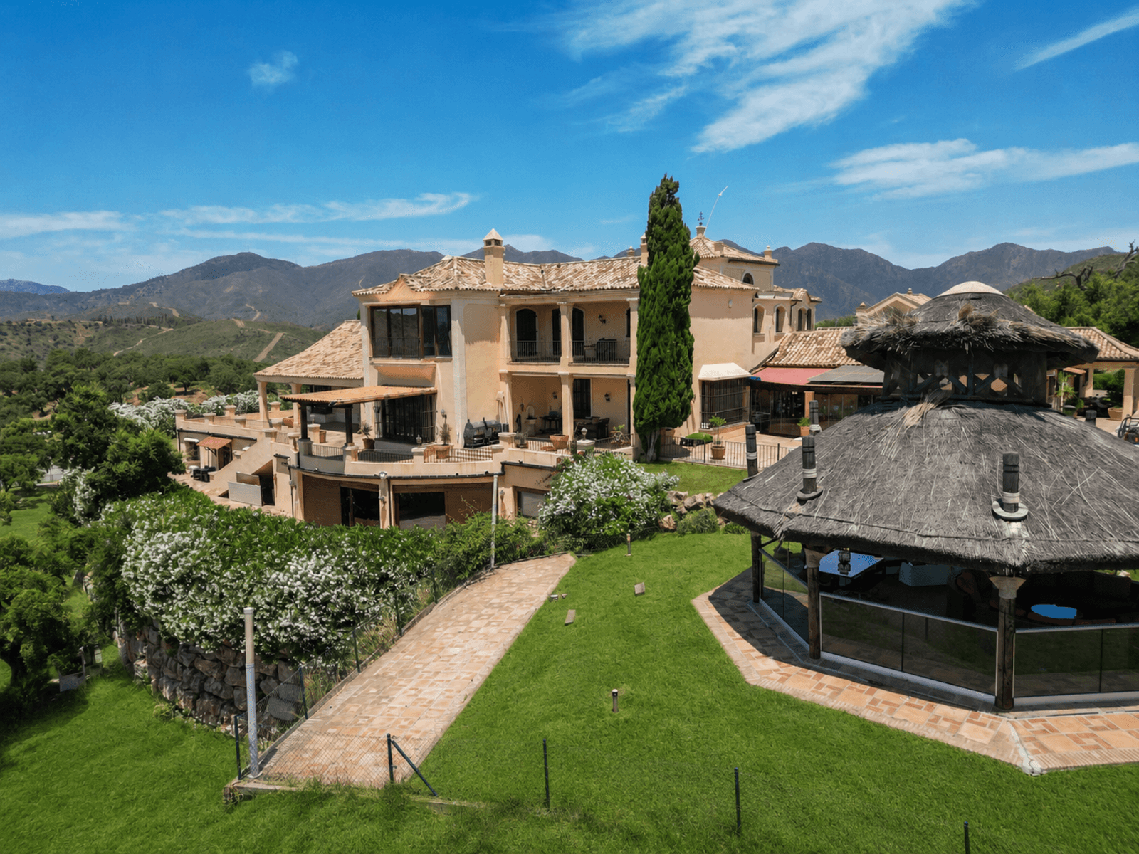 A Rare Estate in La Mairena with Panoramic Sea Views and Exceptional Potential Set within approximately 32,000 m² of pri