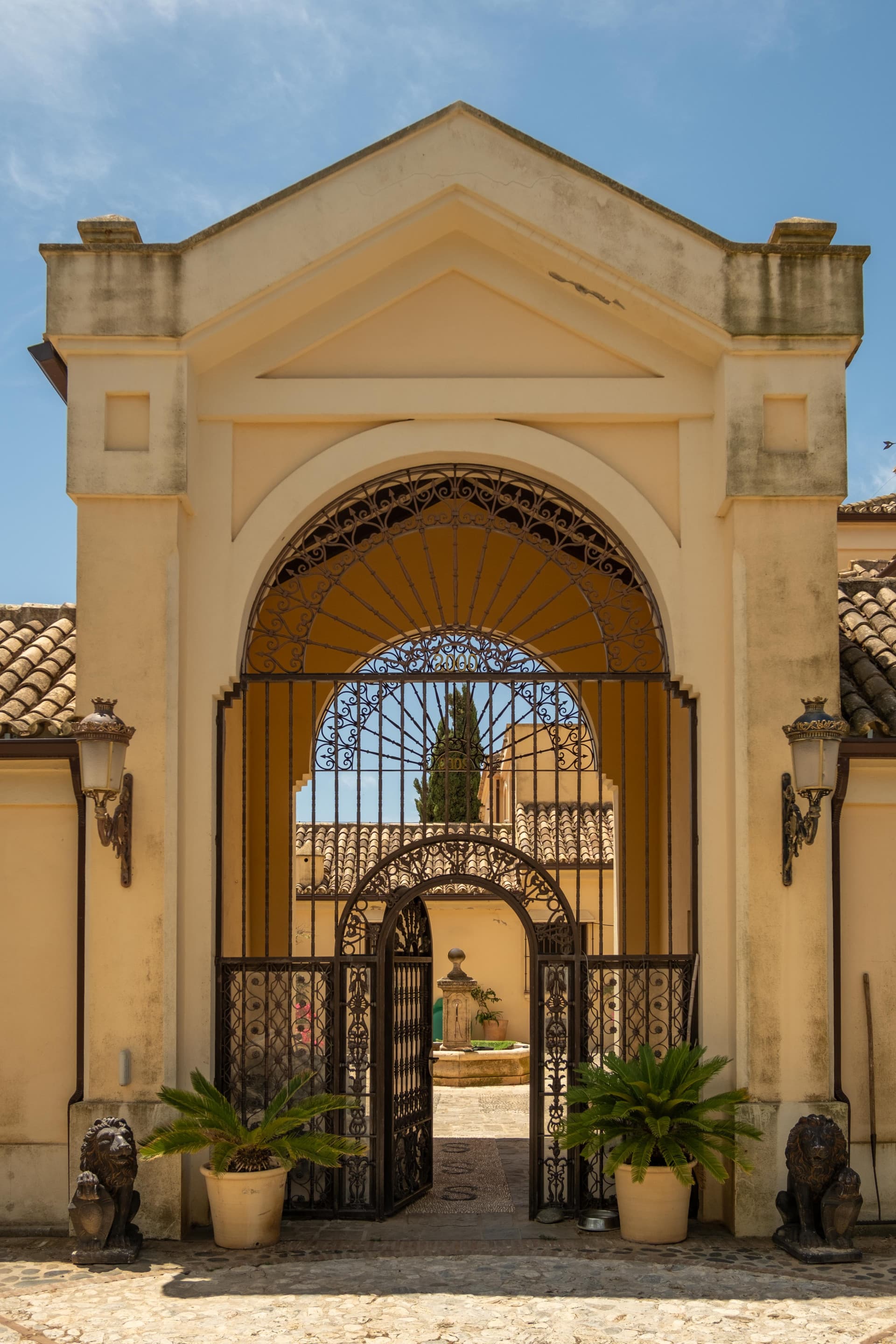 A Rare Estate in La Mairena with Panoramic Sea Views and Exceptional Potential Set within approximately 32,000 m² of pri