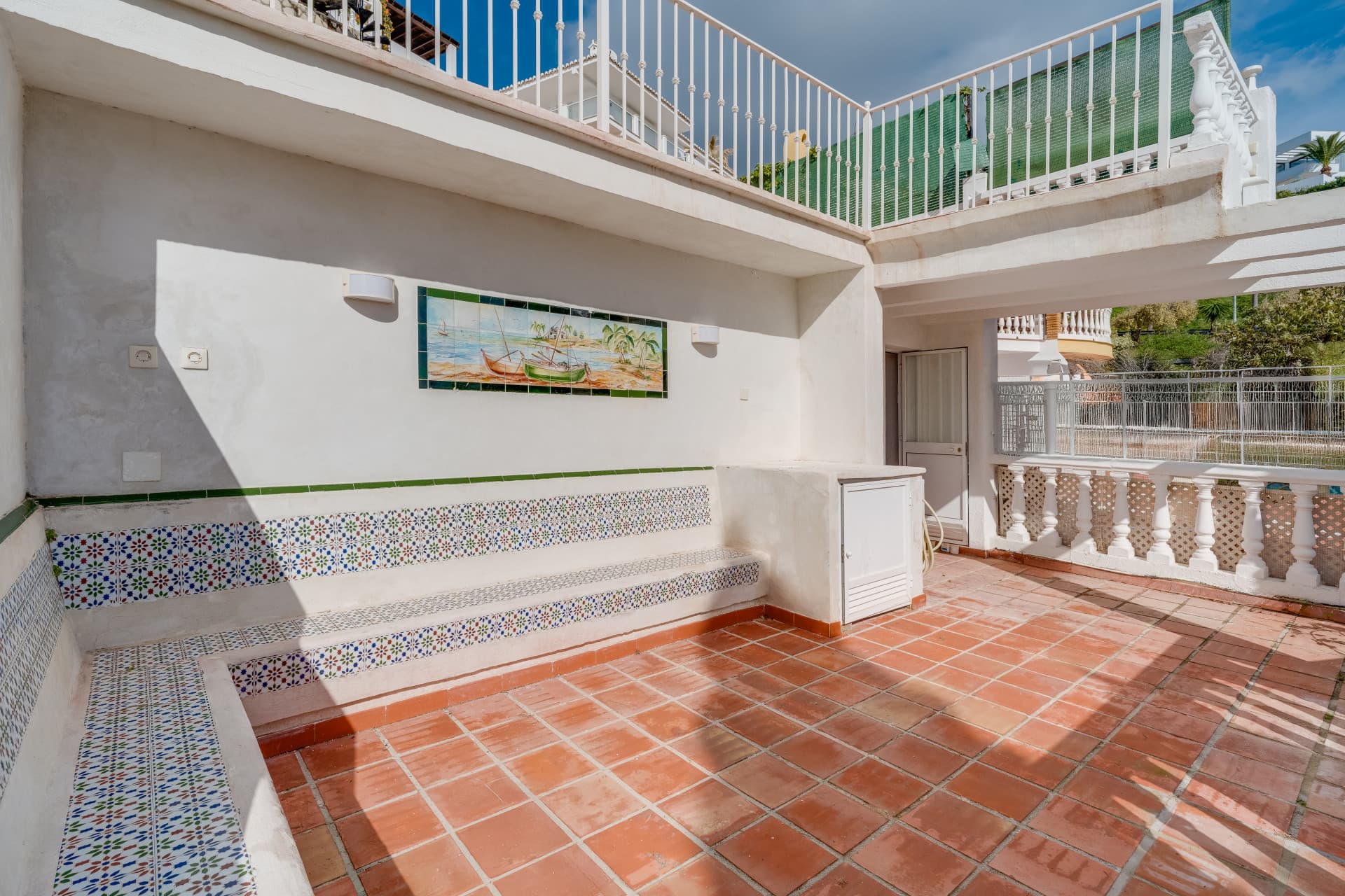 Utmärkt reformmöjligheter - vacker söderläge, tre sovrum Villa ligger i Riviera del Sol, Mijas Costa