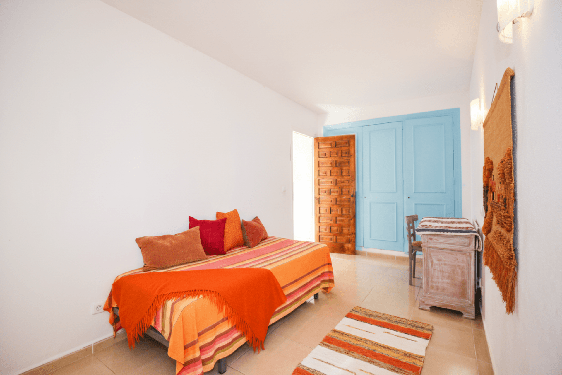 Charmig fyra sovrum Semi-Detached House nära stranden i Calypso, Mijas Costa