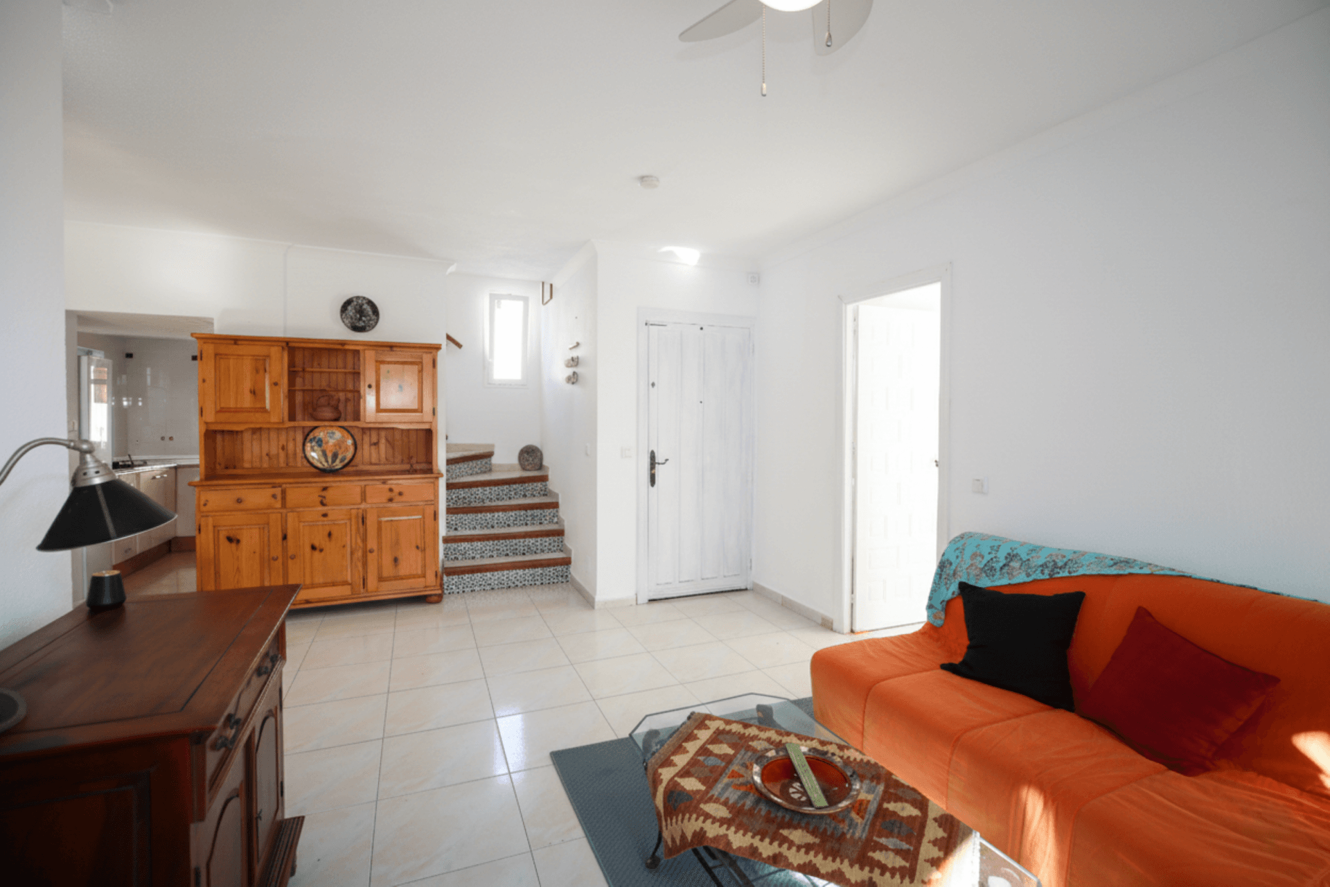 Charmig fyra sovrum Semi-Detached House nära stranden i Calypso, Mijas Costa