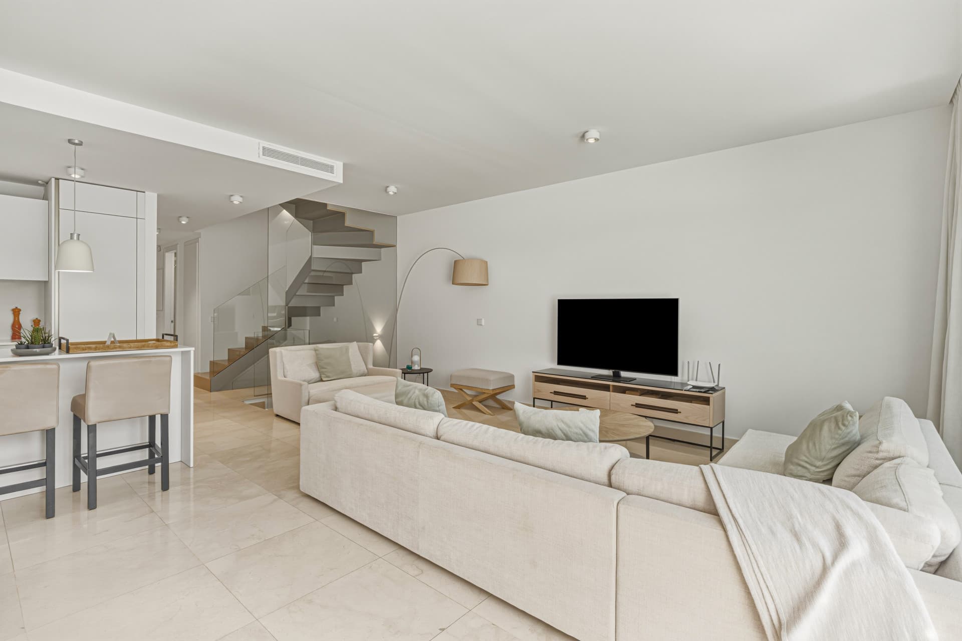 Immaculate four-bedroom townhouse located in an exclusive community in La Cala de Mijas