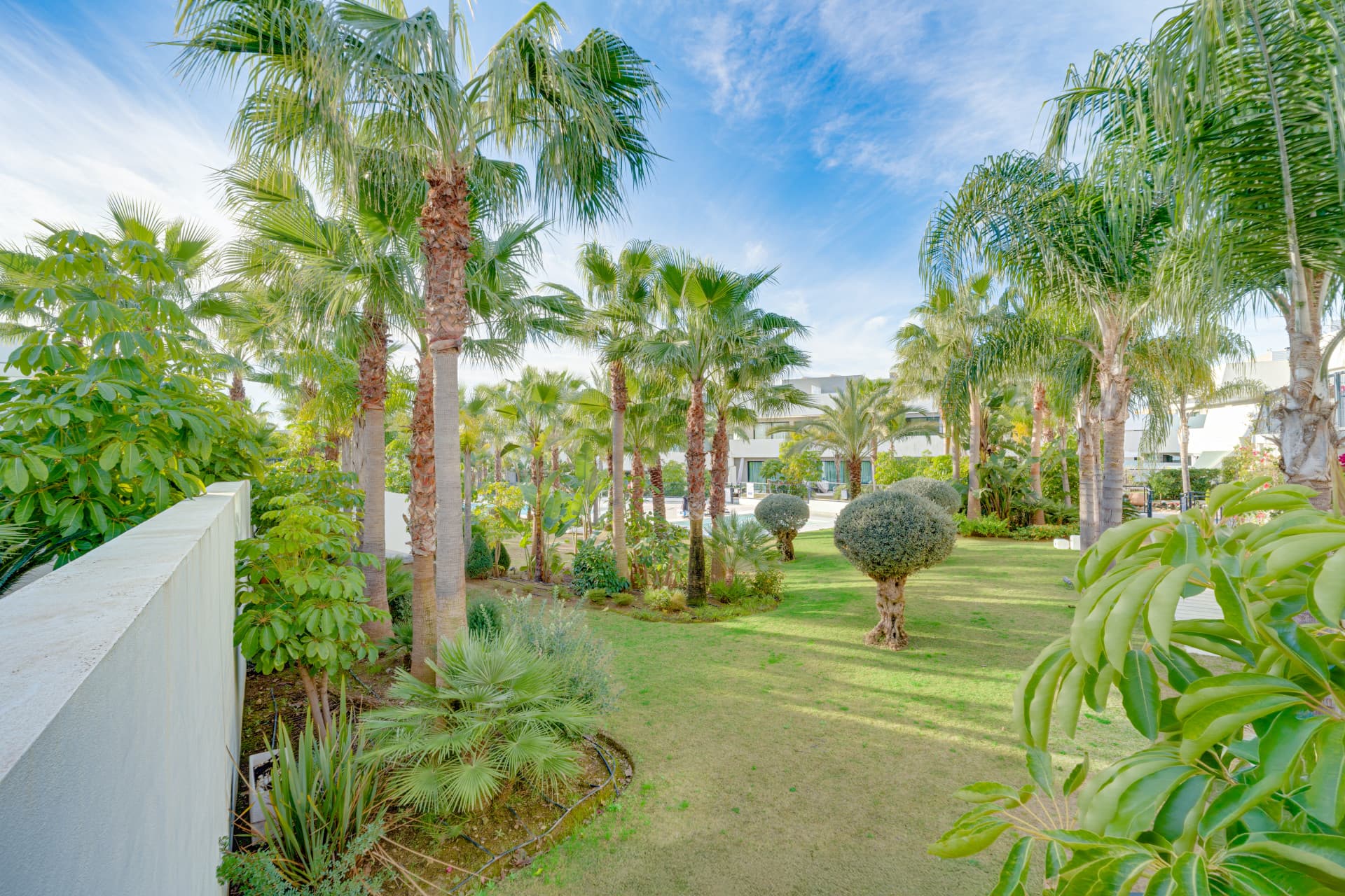 Immaculate four-bedroom townhouse located in an exclusive community in La Cala de Mijas