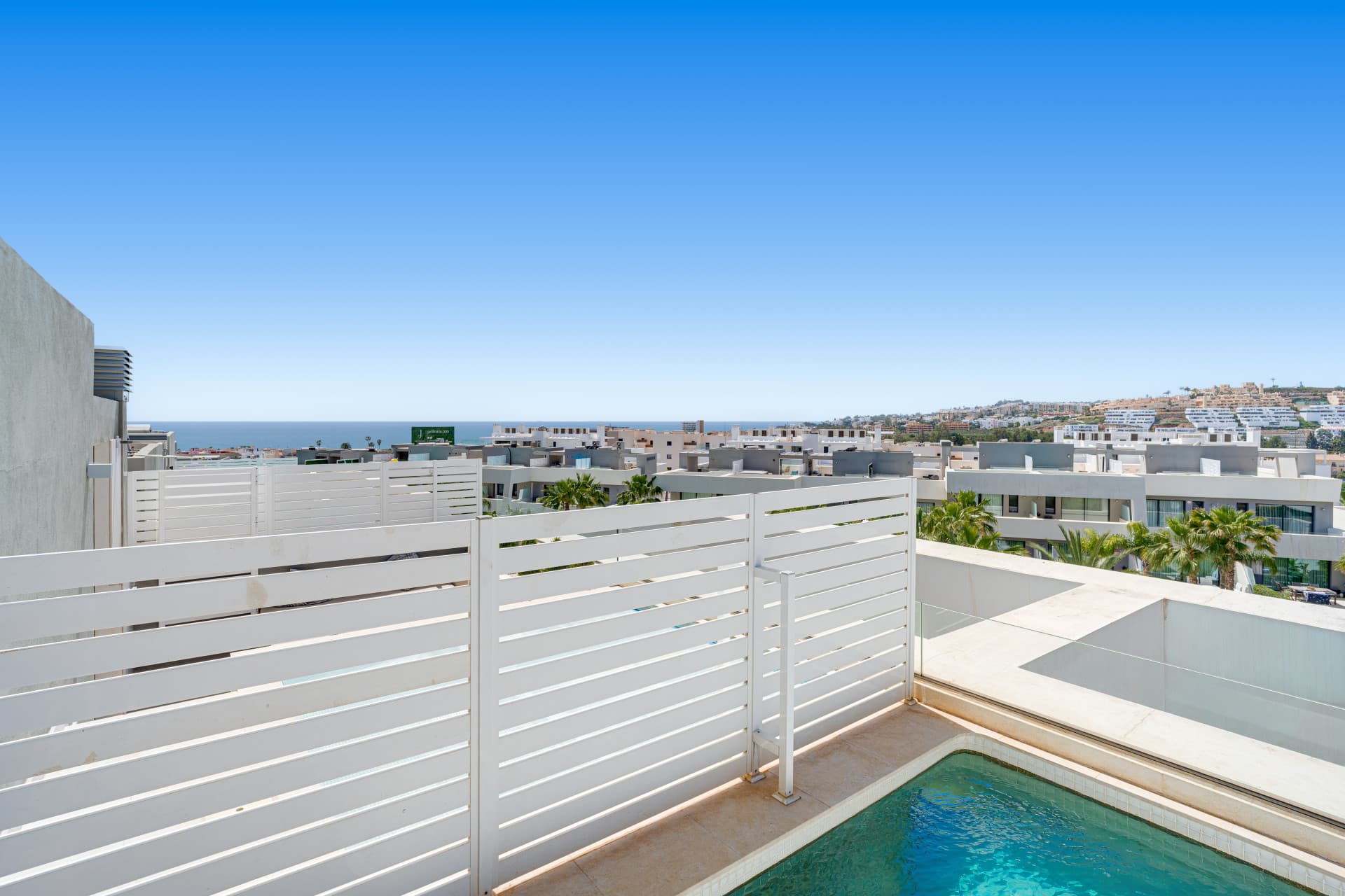 Immaculate four-bedroom townhouse located in an exclusive community in La Cala de Mijas
