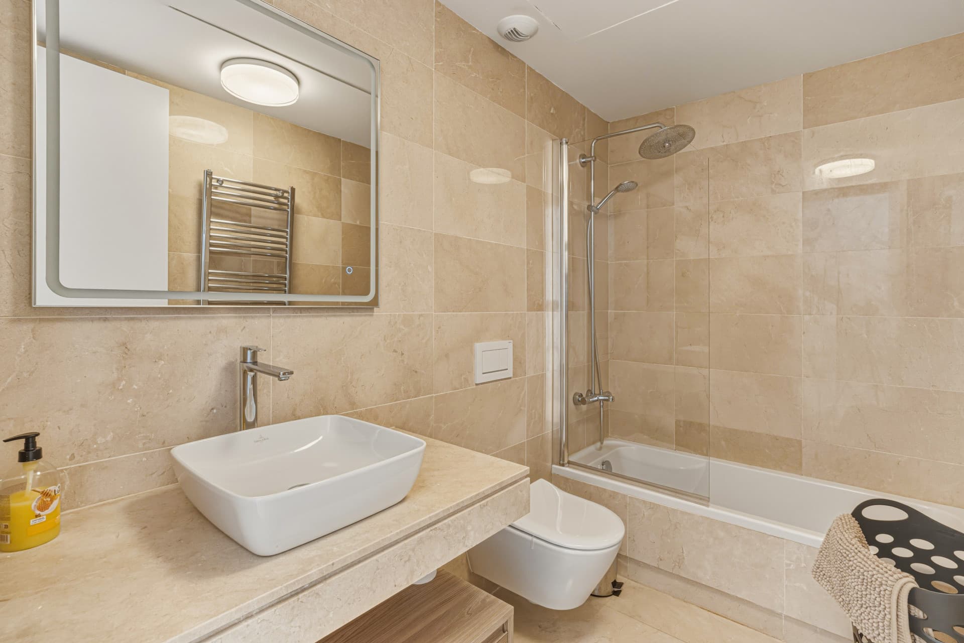 Immaculate four-bedroom townhouse located in an exclusive community in La Cala de Mijas