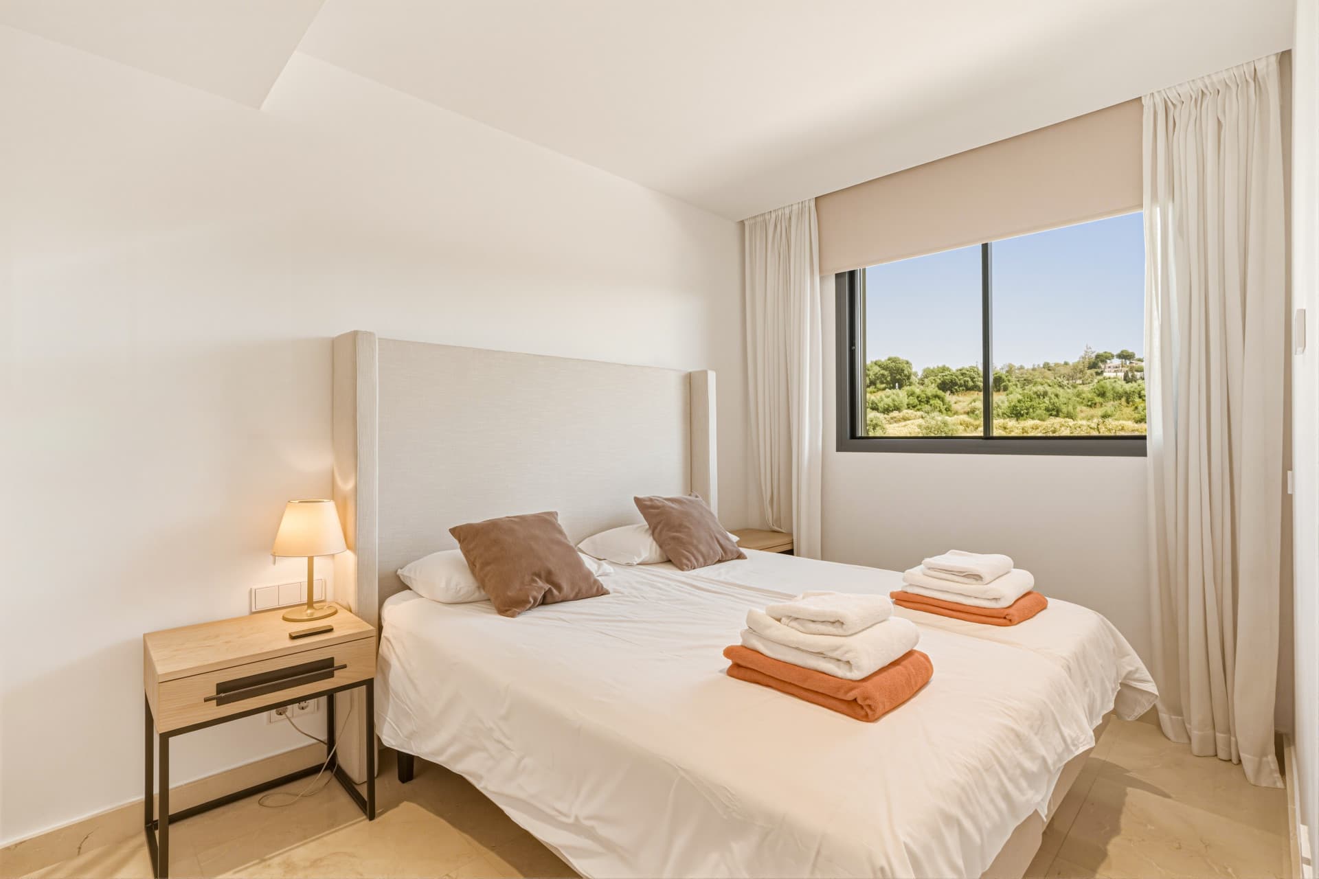 Immaculate four-bedroom townhouse located in an exclusive community in La Cala de Mijas