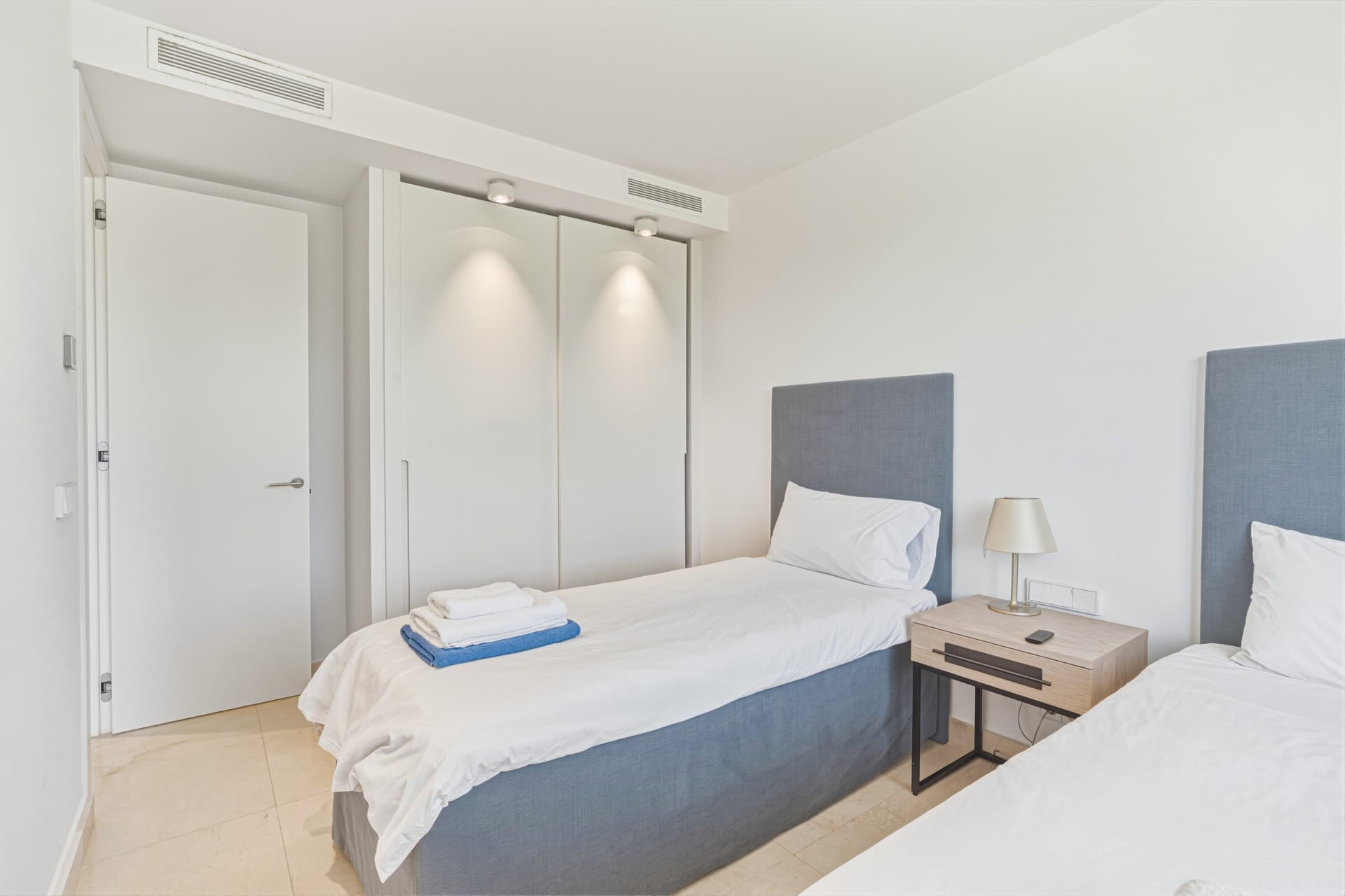 Immaculate four-bedroom townhouse located in an exclusive community in La Cala de Mijas