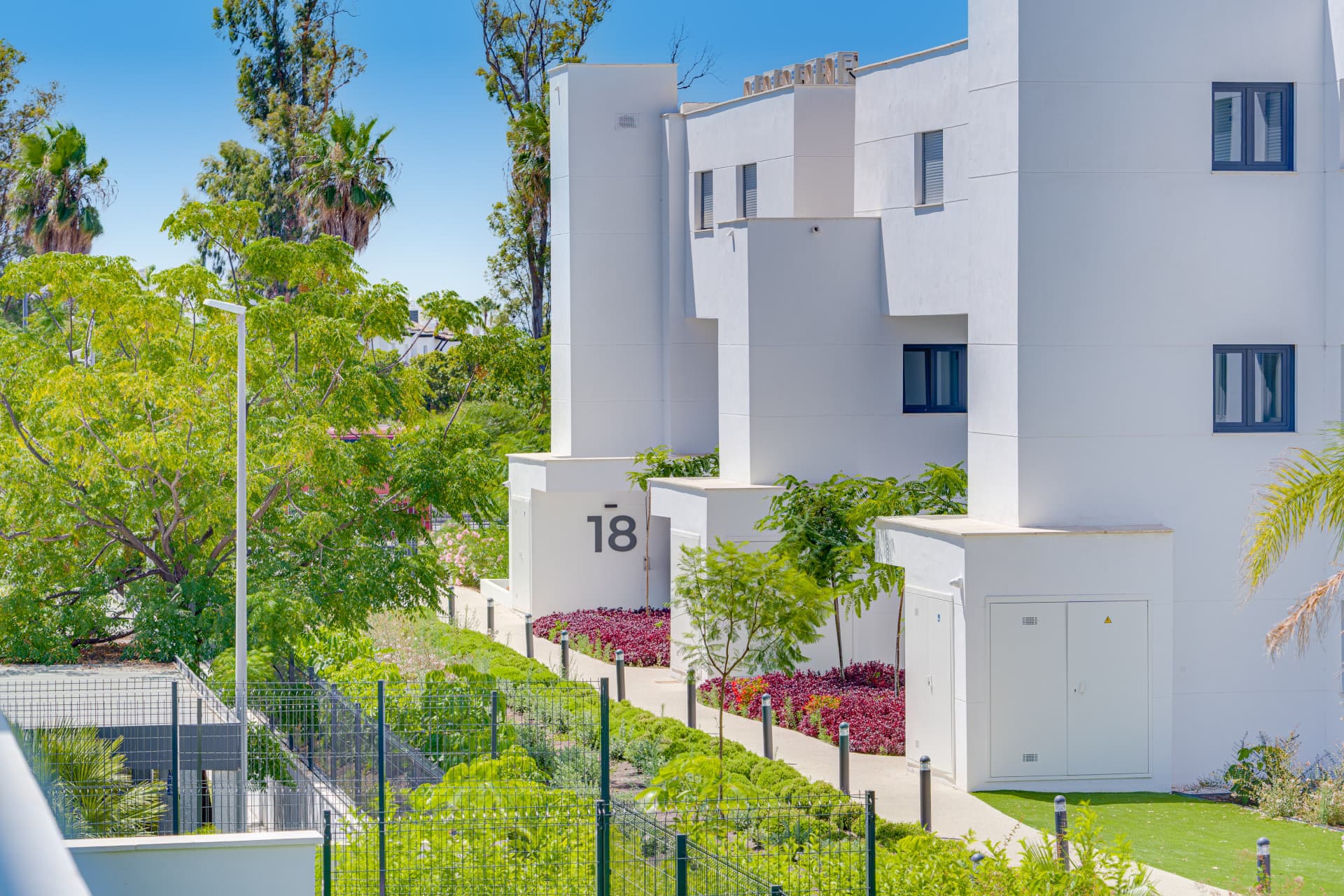 Brand new southwest facing two bedroom apartment located in the sought-after gated community Acqua Gardens, Estepona