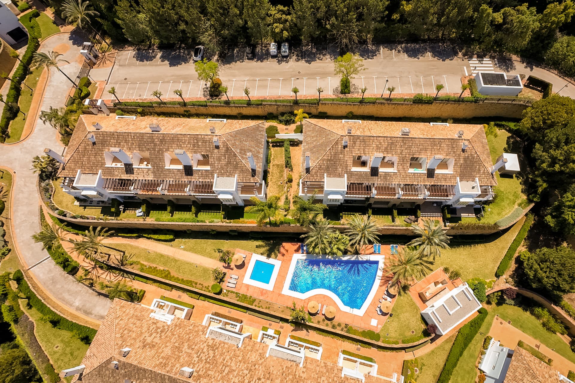 Elegant north east facing, three bedroom townhouse located in La Cala Golf, Mijas
