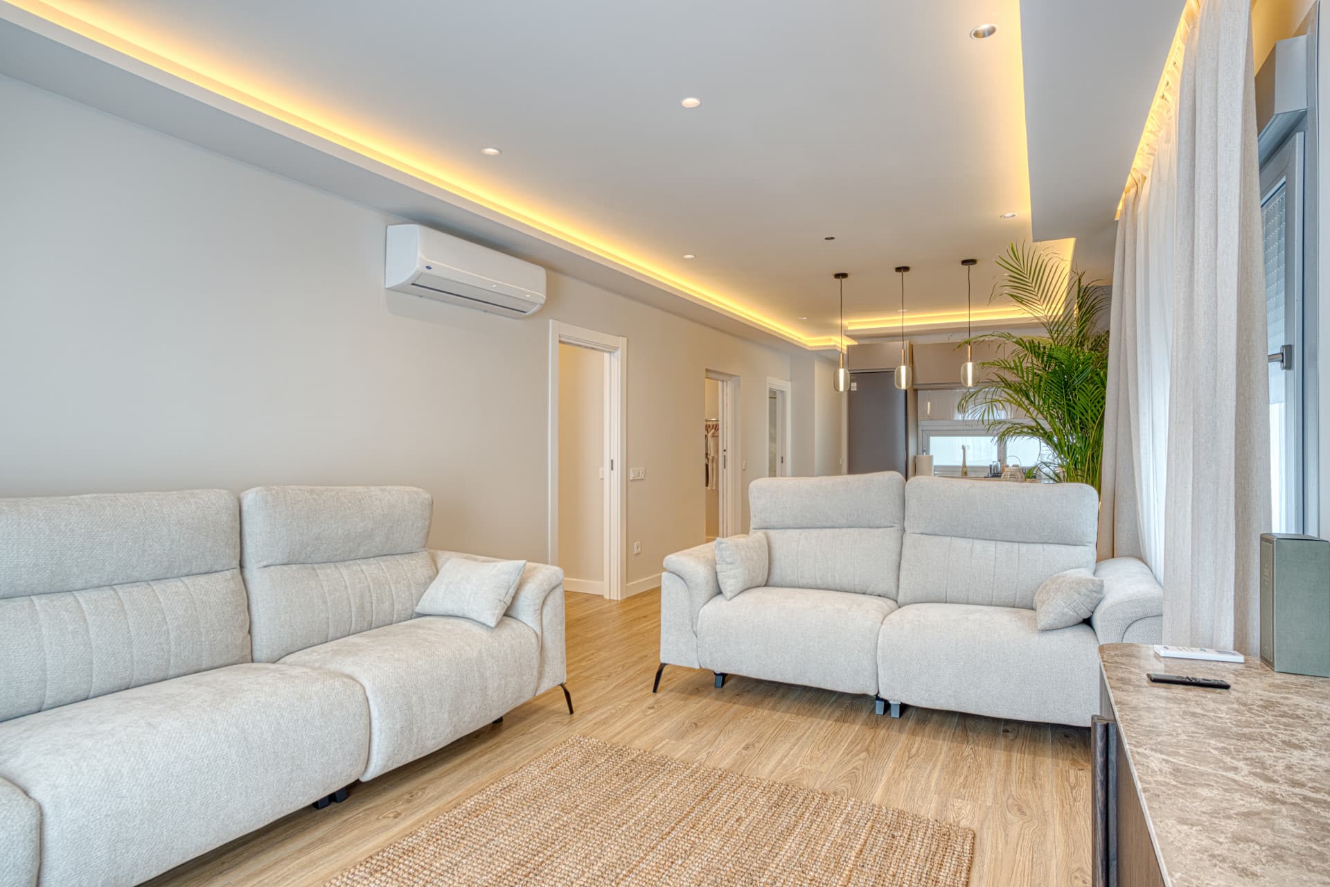 Fantastic west-facing duplex penthouse with solarium and stunning sunset views in La Cala Golf Resort, Mijas Costa