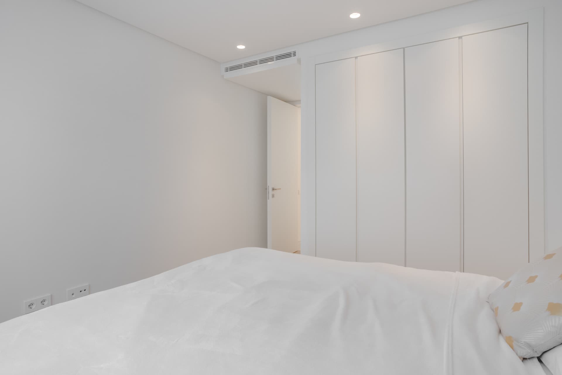 Beautiful two bedroom, south east facing apartment located in the exclusive Urbanisation Palo Alto