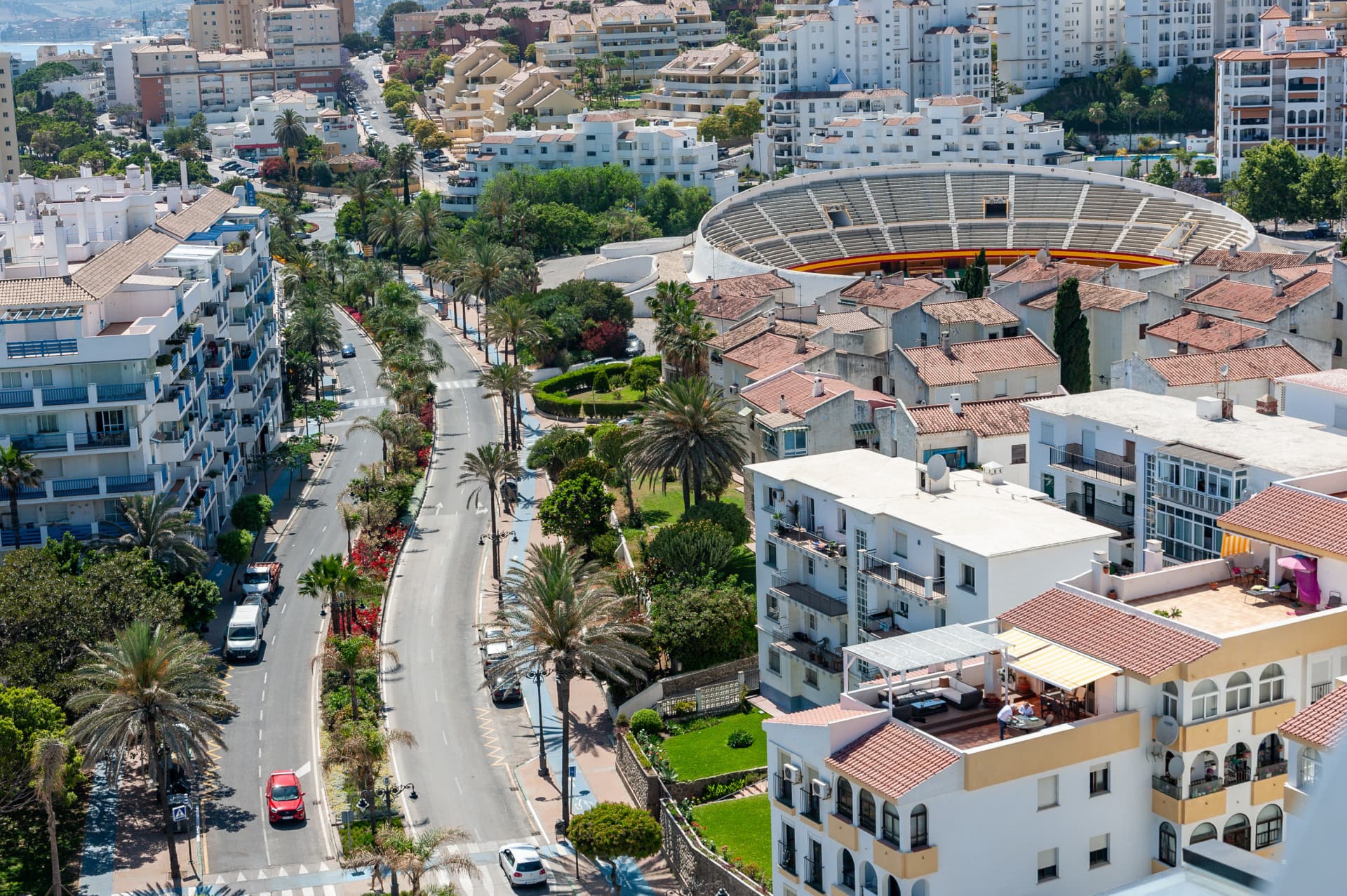 FANTASTIC 3 BEDROOM APARTMENT IN THE CENTER OF ESTEPONA