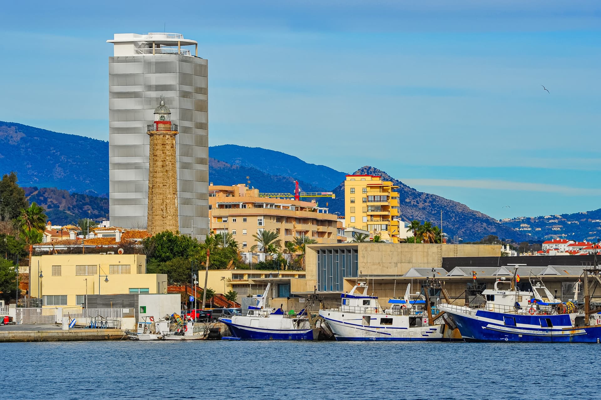 FANTASTIC 3 BEDROOM APARTMENT IN THE CENTER OF ESTEPONA