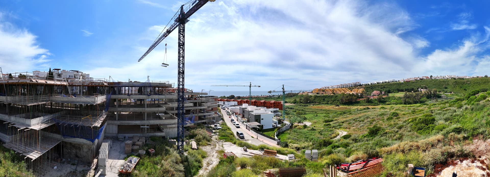New Build Apartment with Sea Views. Privileged Location!