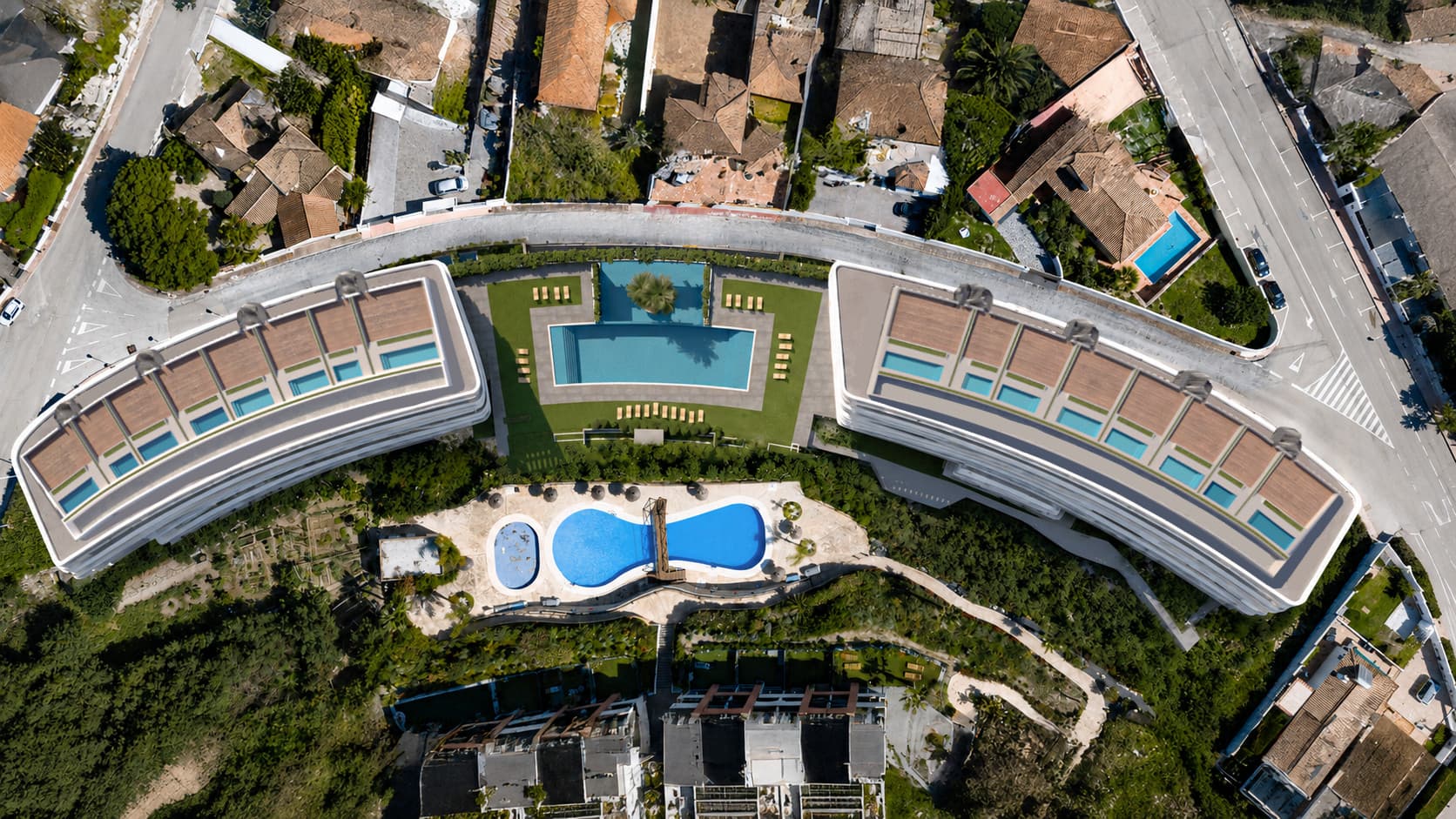 Modern ground-floor apartment with private pool, large terrace and garden in Los Hidalgos, Manilva