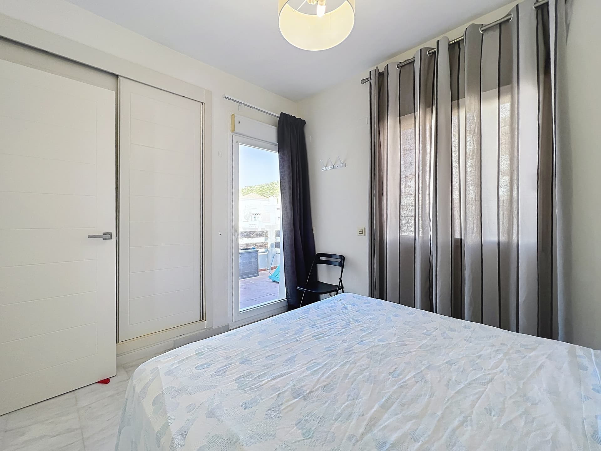 Stunning Penthouse with Rooftop Solarium and Panoramic Golf, Mountain & Sea Views in Valle Romano, Estepona