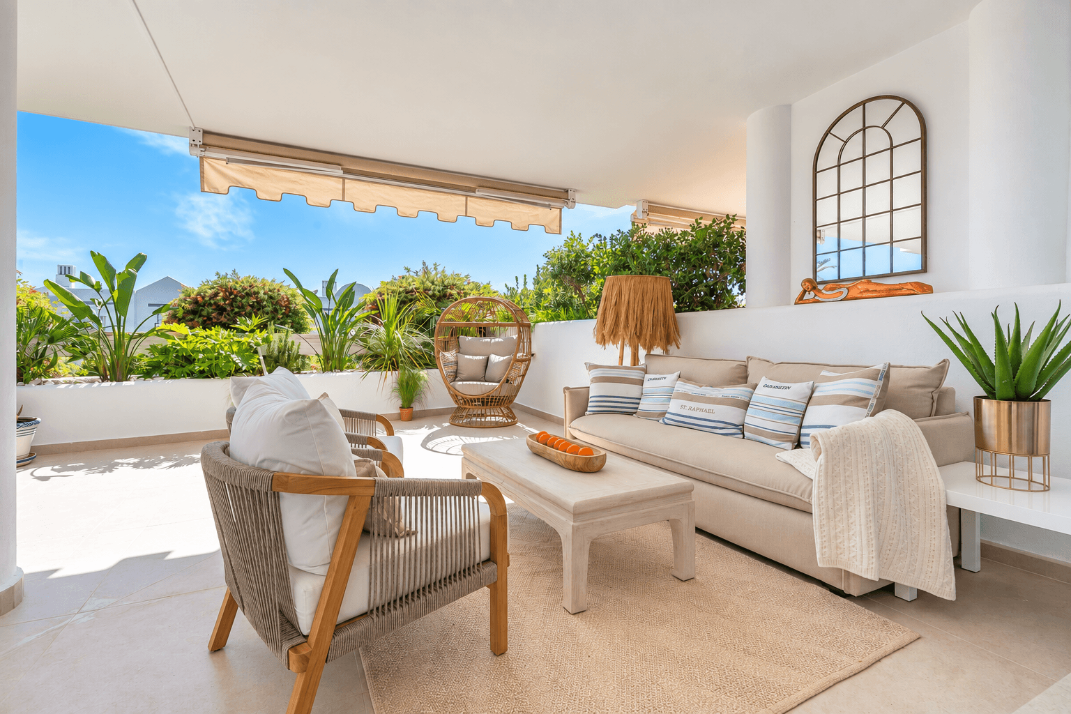 ALOHA MIRASIERRA — Contemporary elegance and private terraces in Nueva Andalucía Marbella