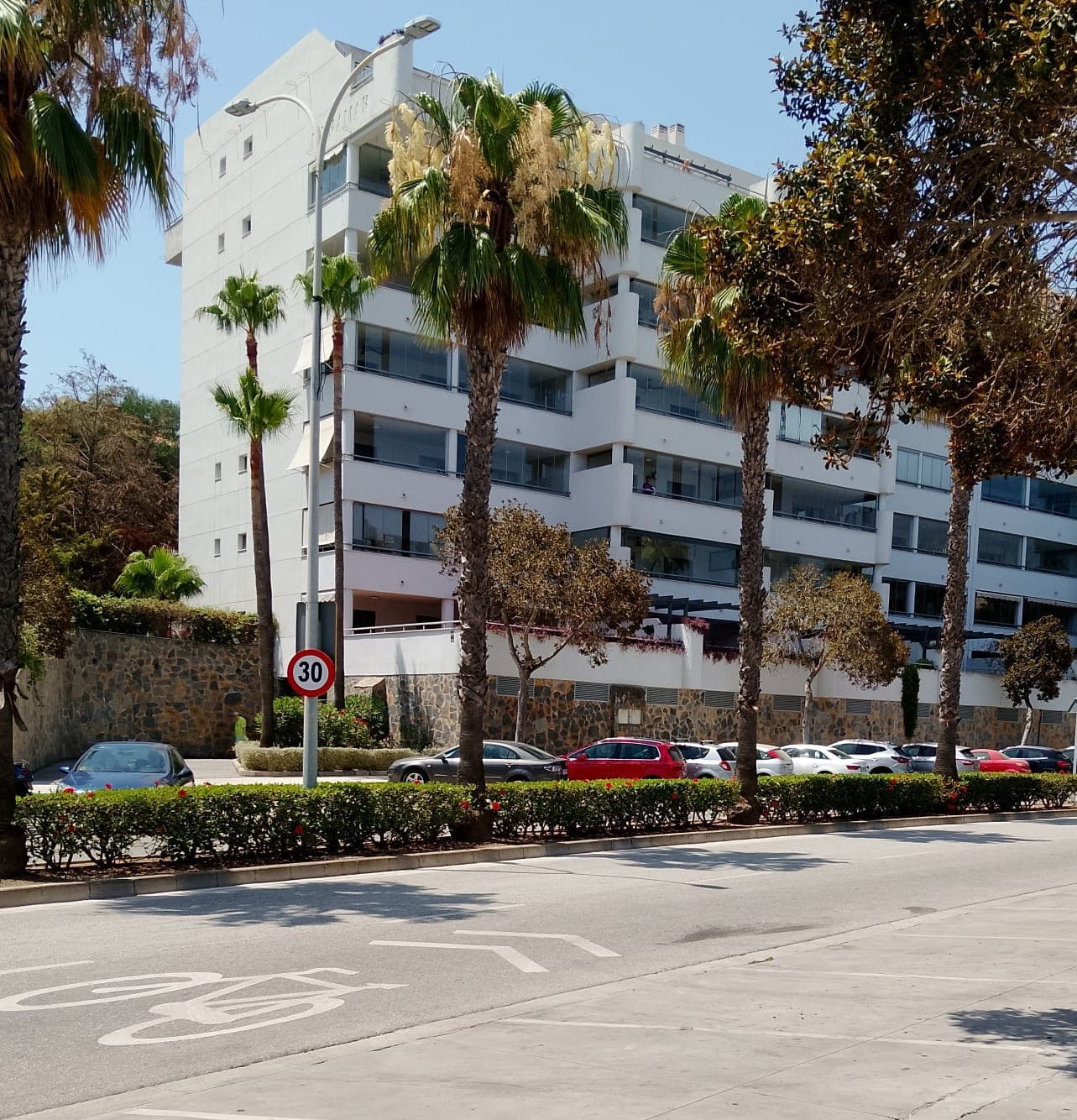 Magnificent Furnished Apartment in Myramar Las Palmeras – Fuengirola