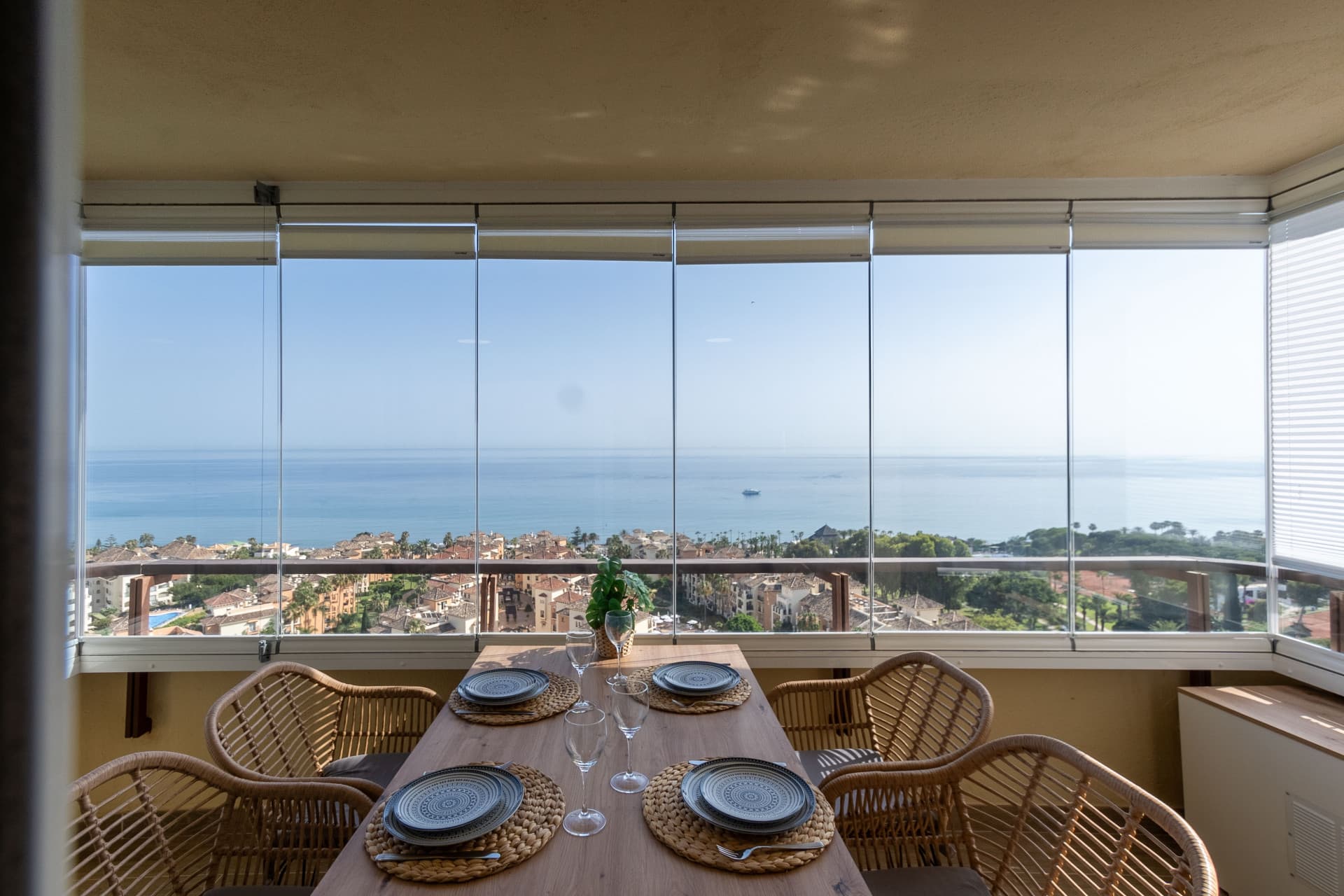 Charming Holiday Studio in Elviria with Sea Views It rents cozy holiday studio, available for minimum stays of one week
