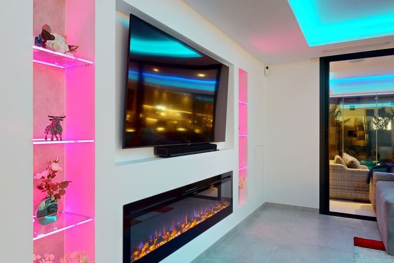 LUXURY