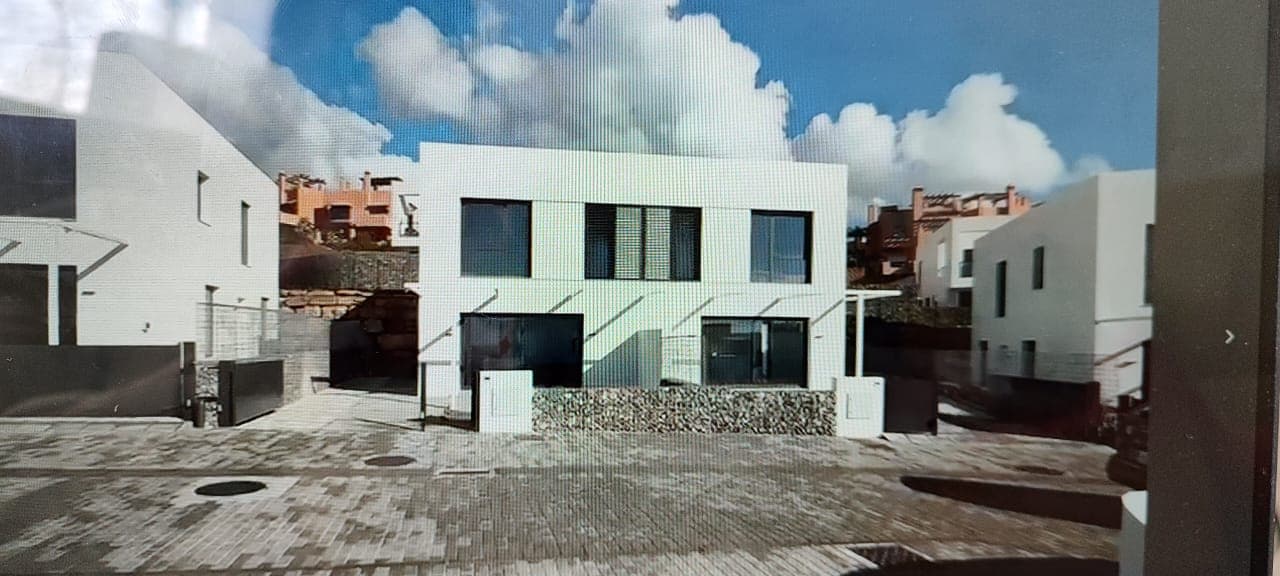 Villa for sale in Riviera del Sol, Mijas Costa