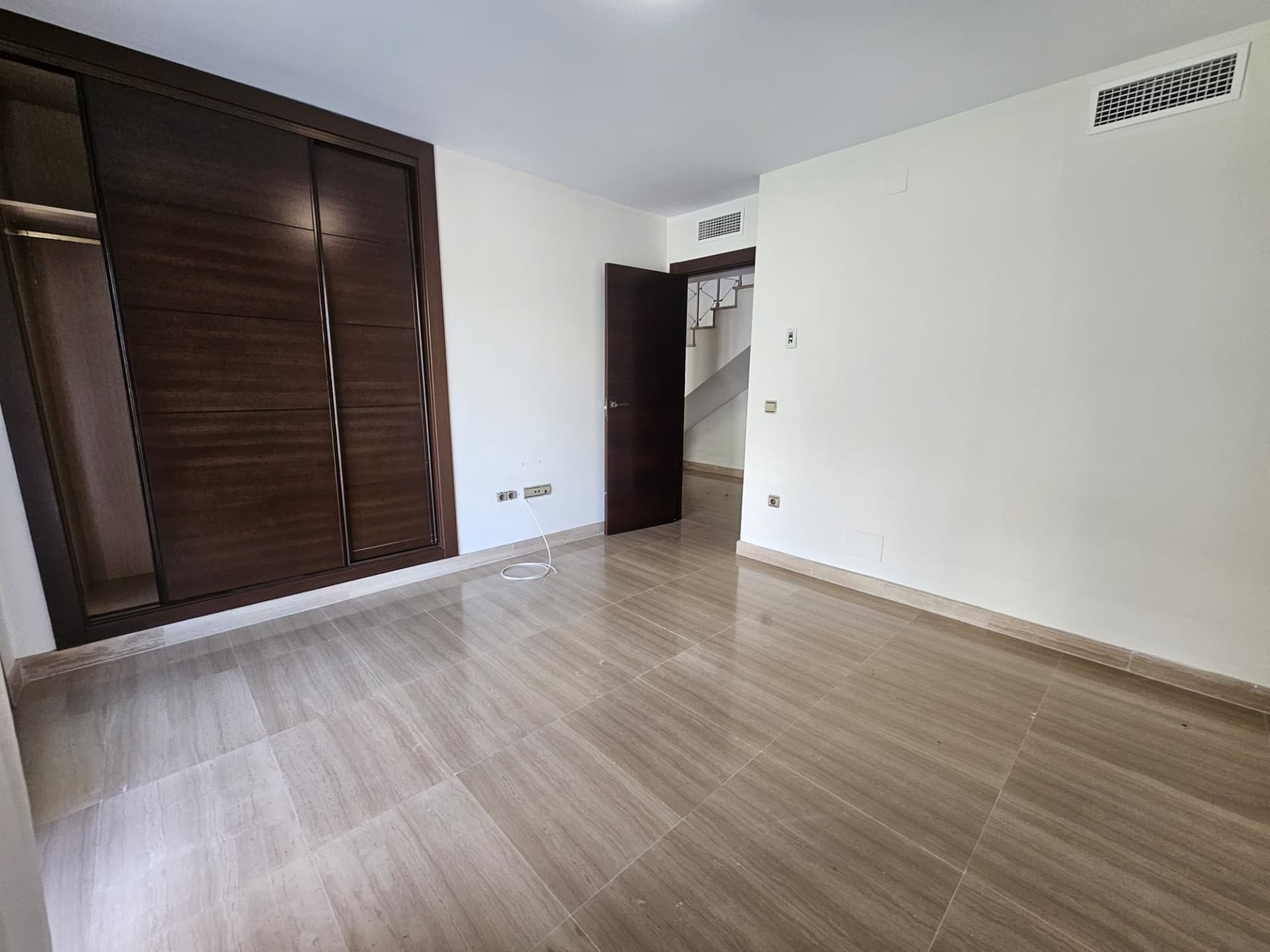 Elegant 3 bedroom villa in Riviera de Sol - LONG TERM RENTAL Welcome to your dream home on the beautiful Riviera de Sol