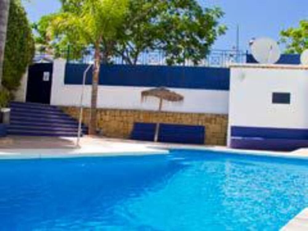 Ideal Townhouse in the Heart of San Pedro – Comfort, Location, and Lifestyle Discover the perfect combination of comfort