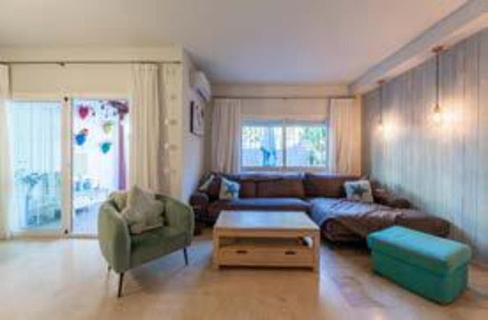 Ideal Townhouse in the Heart of San Pedro – Comfort, Location, and Lifestyle Discover the perfect combination of comfort