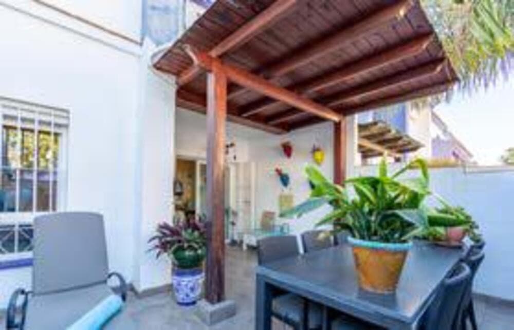 Ideal Townhouse in the Heart of San Pedro – Comfort, Location, and Lifestyle Discover the perfect combination of comfort