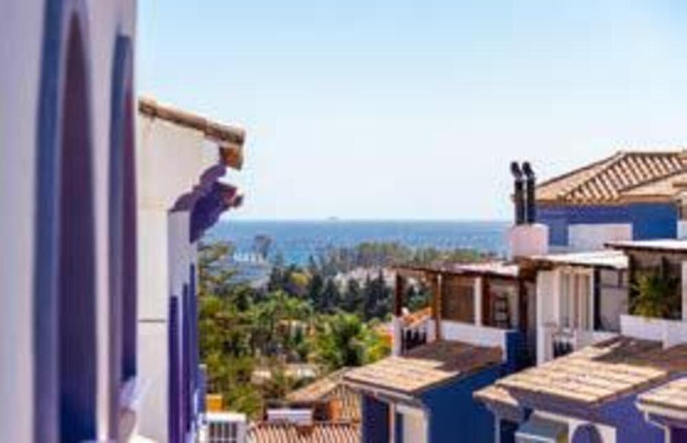 Ideal Townhouse in the Heart of San Pedro – Comfort, Location, and Lifestyle Discover the perfect combination of comfort