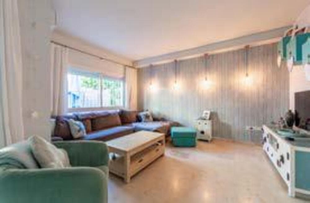 Ideal Townhouse in the Heart of San Pedro – Comfort, Location, and Lifestyle Discover the perfect combination of comfort