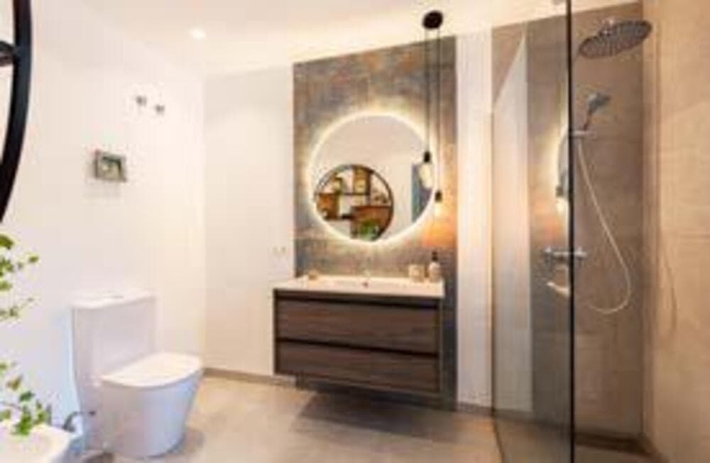 Ideal Townhouse in the Heart of San Pedro – Comfort, Location, and Lifestyle Discover the perfect combination of comfort