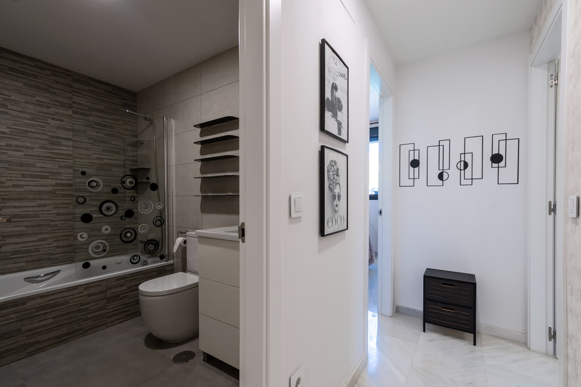 Discover the ultimate in comfort and style in this elegant elevated ground-floor apartment, located in the exclusive La