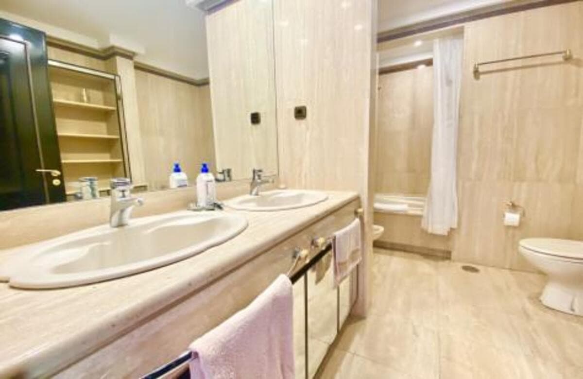 Luxury short-term rental apartment – Mare Nostrum, Marbella Enjoy an exclusive stay in one of Marbella’s most prestigiou