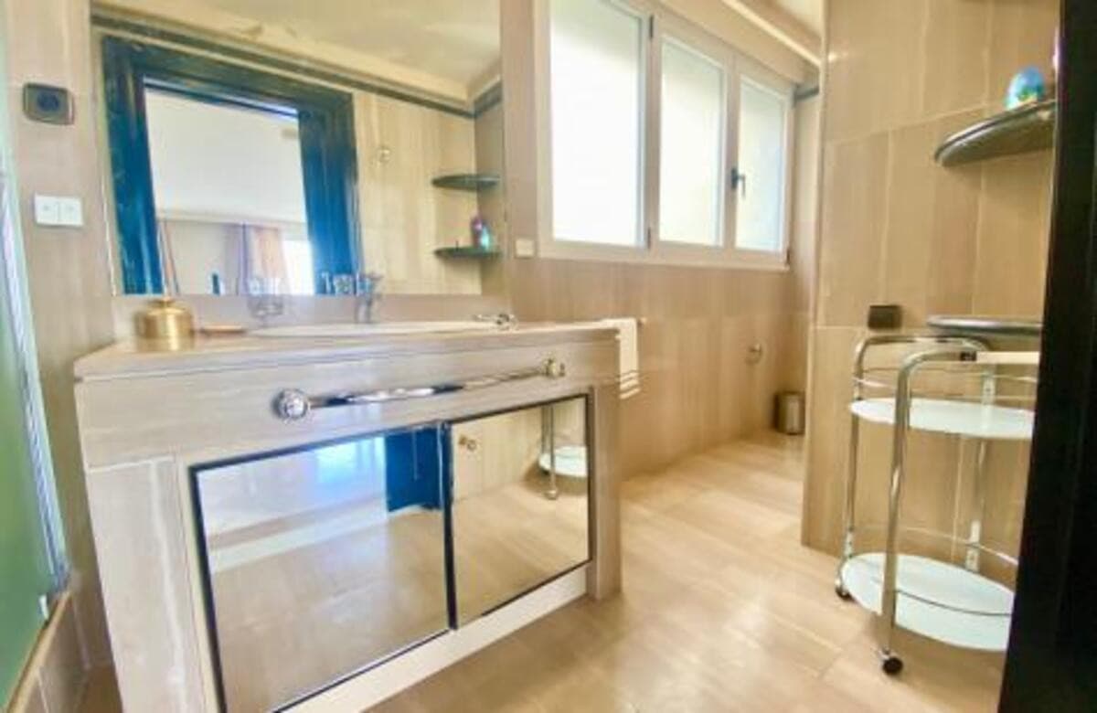 Luxury short-term rental apartment – Mare Nostrum, Marbella Enjoy an exclusive stay in one of Marbella’s most prestigiou