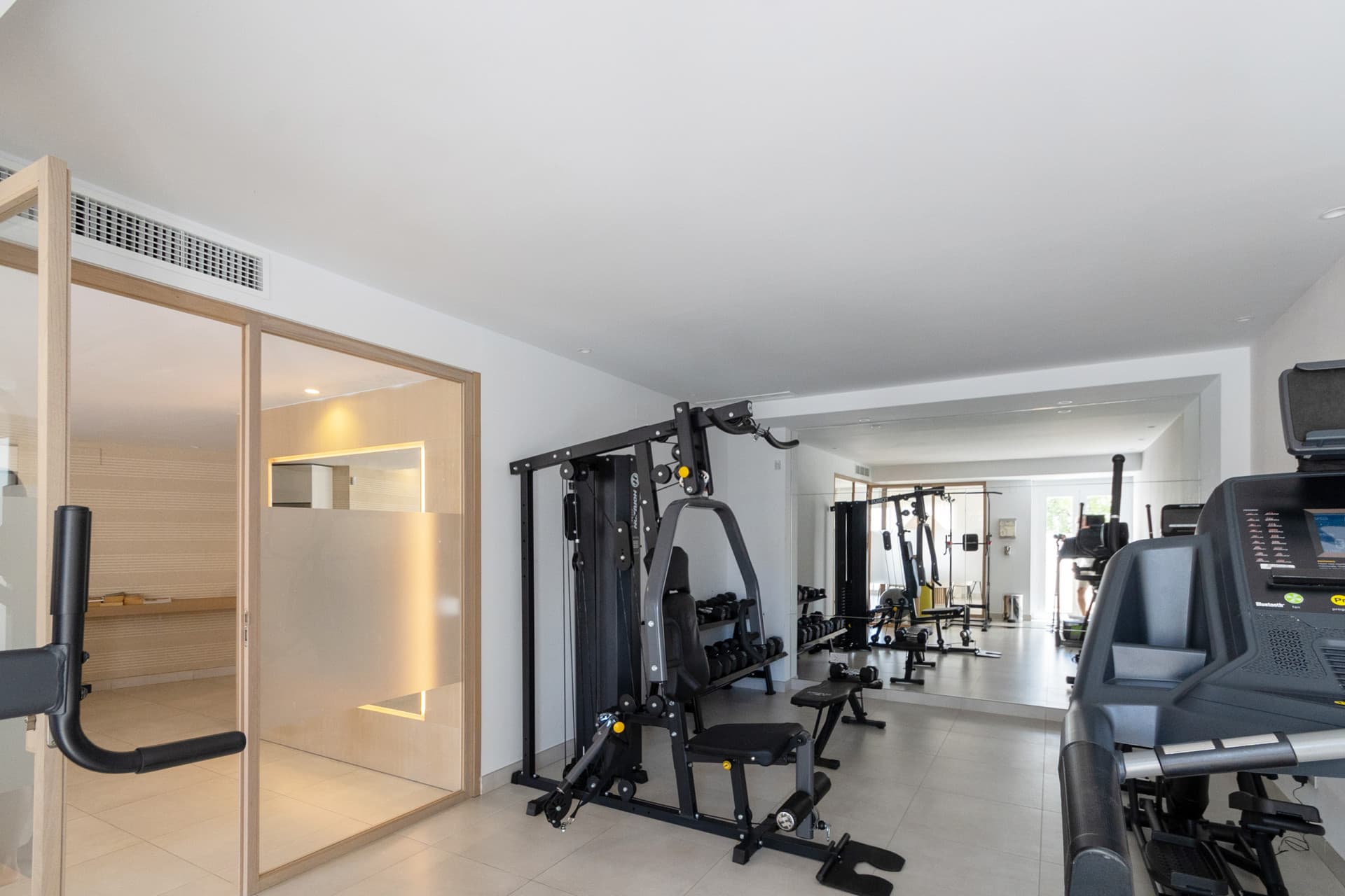 Exclusive luxury duplex penthouse with stunning sea and mountain views Discover this spectacular luxury duplex penthouse
