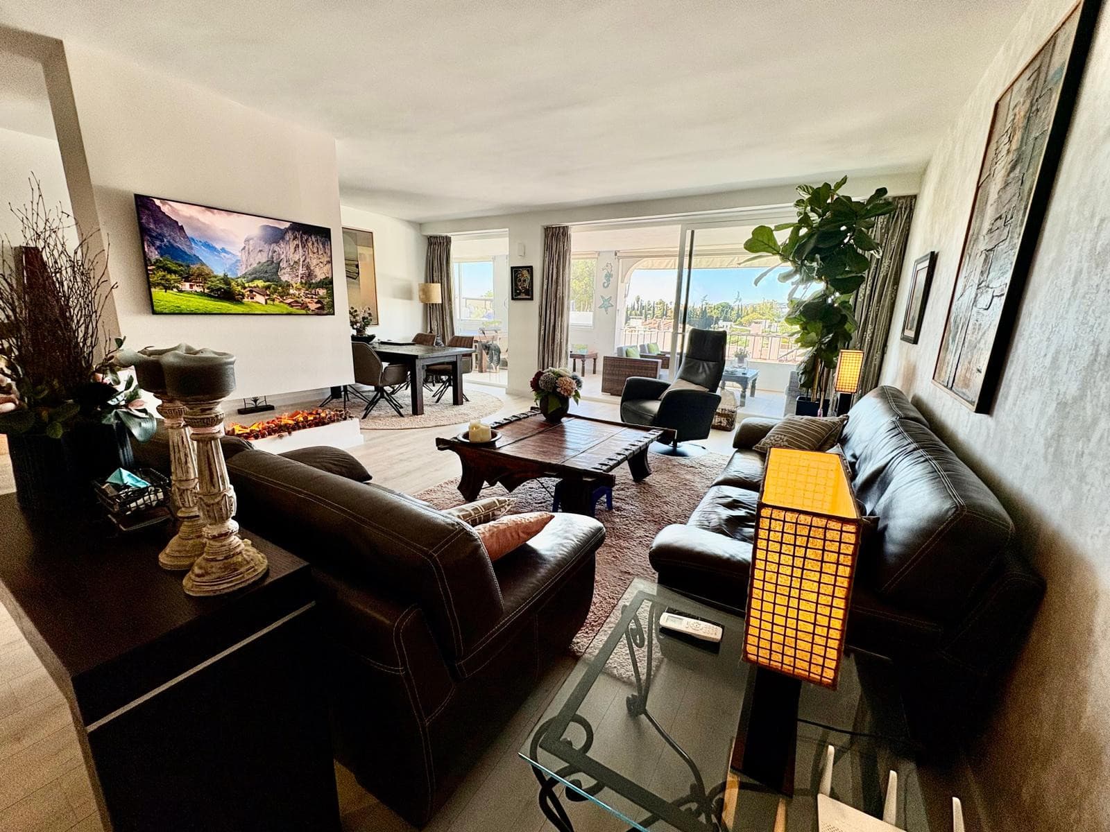 Fully renovated 2-bedroom apartment in Los Balcones de la Quinta, Benahavís