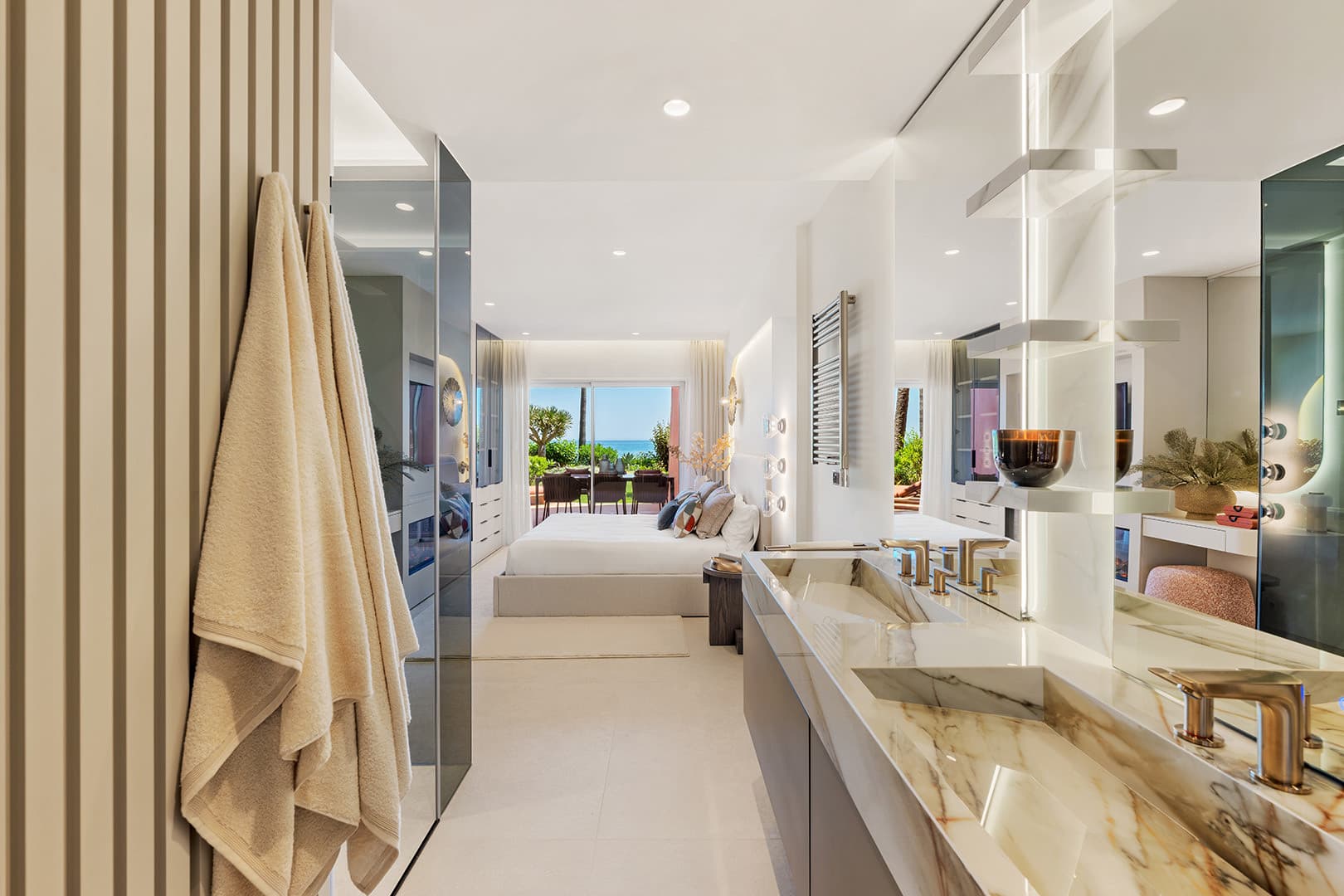 GROUND FLOOR APARTMENT - LUXURY - ESTEPONA