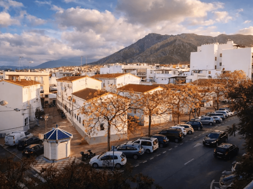 Modern Apartment with Tourist License – Marbella Center.