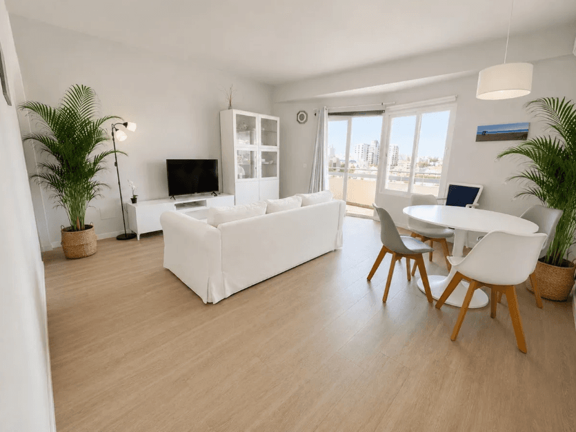 Modern Apartment with Tourist License – Marbella Center.