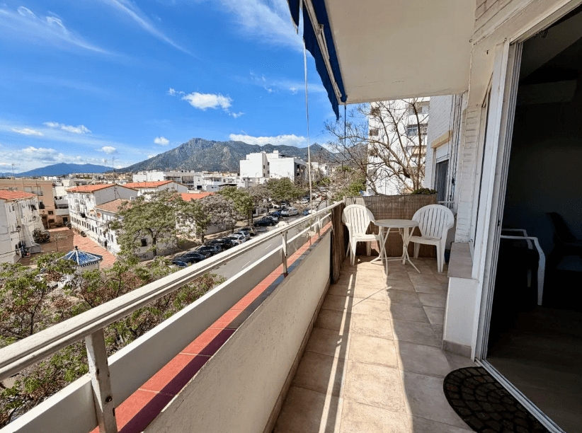 Modern Apartment with Tourist License – Marbella Center.