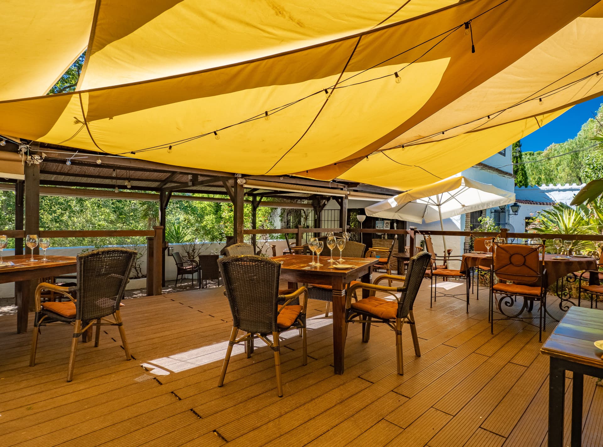 Charming and picturesque country house with swimming pool, located close to the village of Casares.