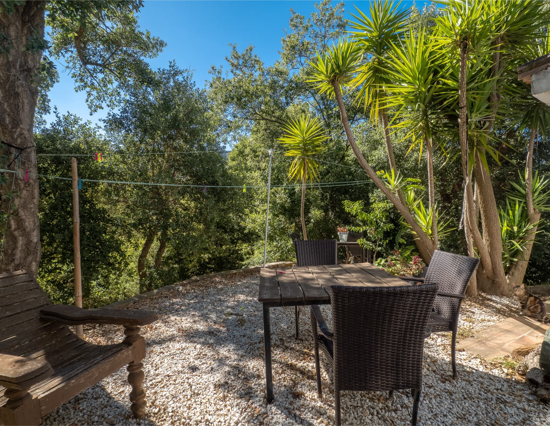 Charming and picturesque country house with swimming pool, located close to the village of Casares.