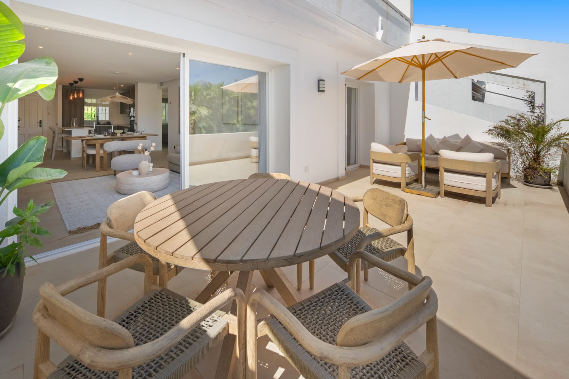 Stylish Two-Bedroom Apartment in Mirador La Quinta