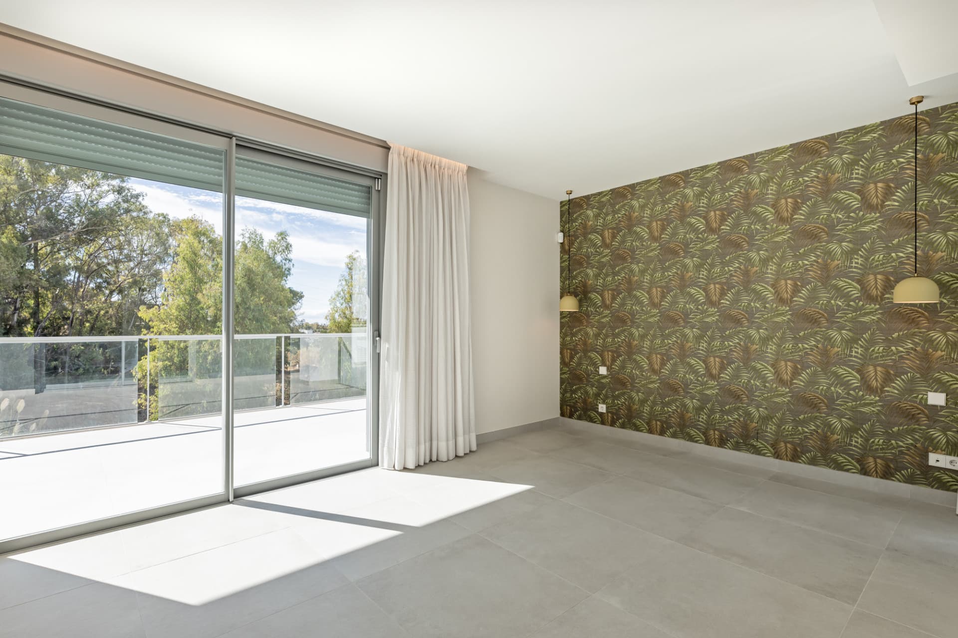 Lyxig hörnvilla i Treetops, San Pedro de Alcántara – Privat trädgård, jacuzzi och panoramautsikt över dalen